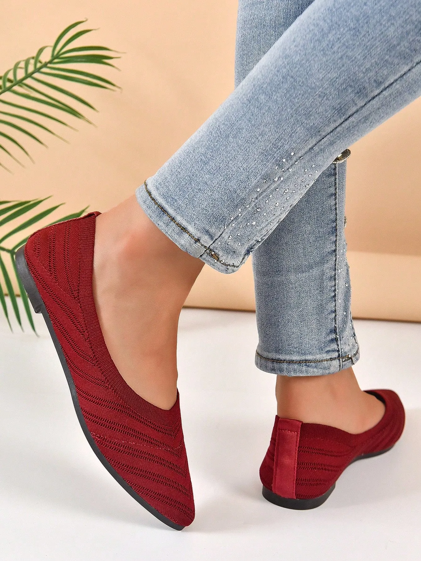 Chevron Pattern Point Toe Ballet Flats