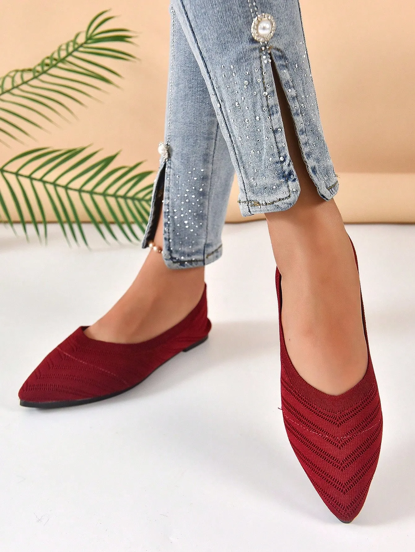 Chevron Pattern Point Toe Ballet Flats