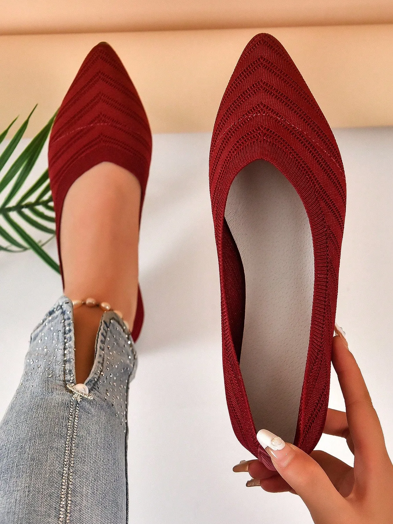Chevron Pattern Point Toe Ballet Flats