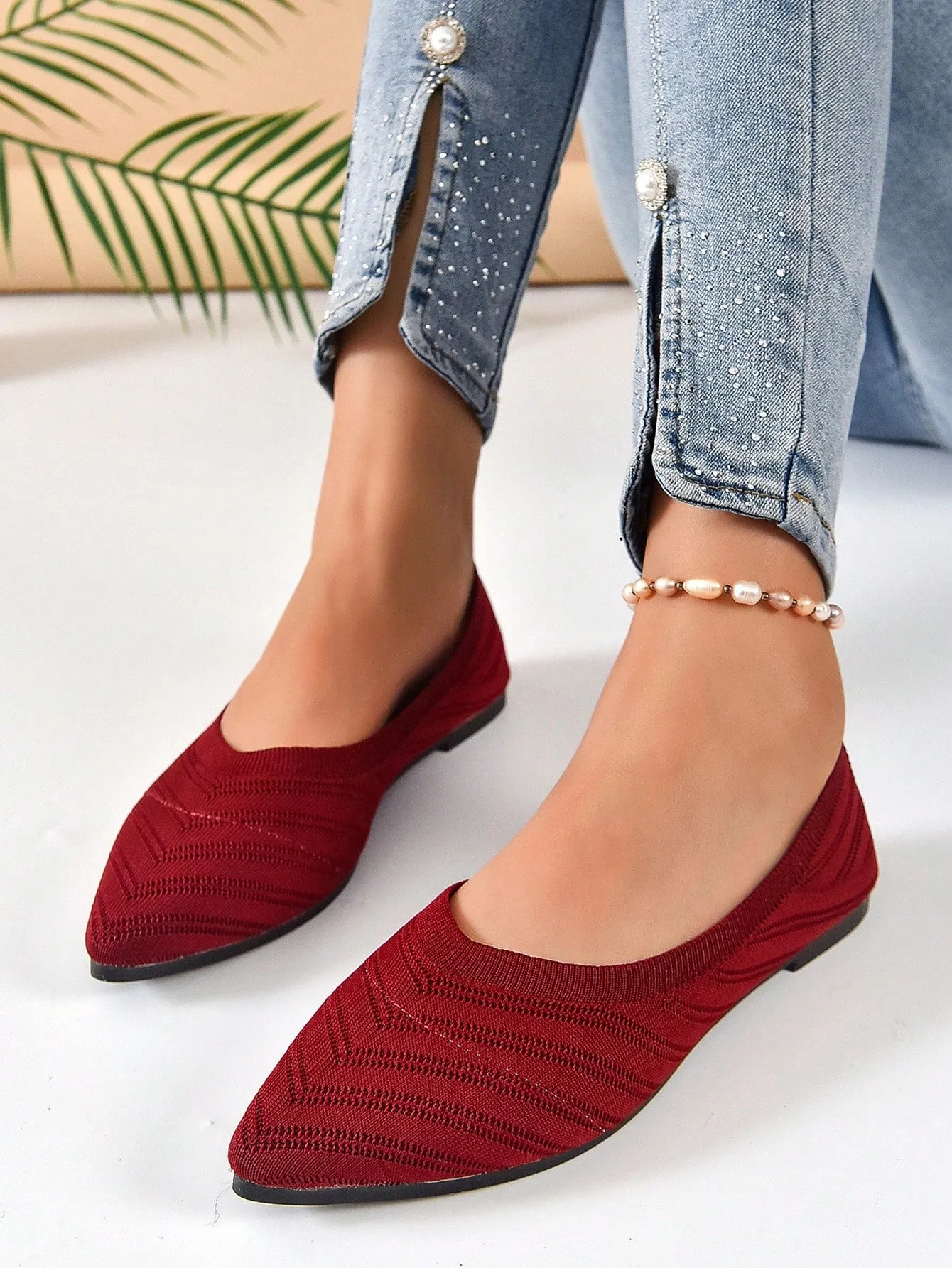 Chevron Pattern Point Toe Ballet Flats