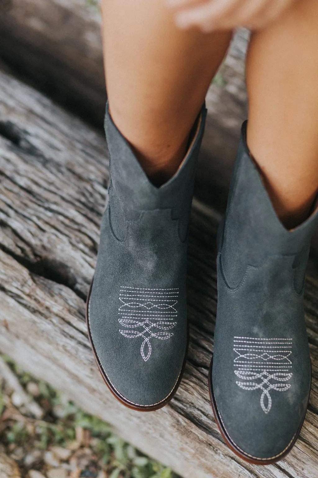 Daisy Round Toe Western Ankle Boots - Grey Suede