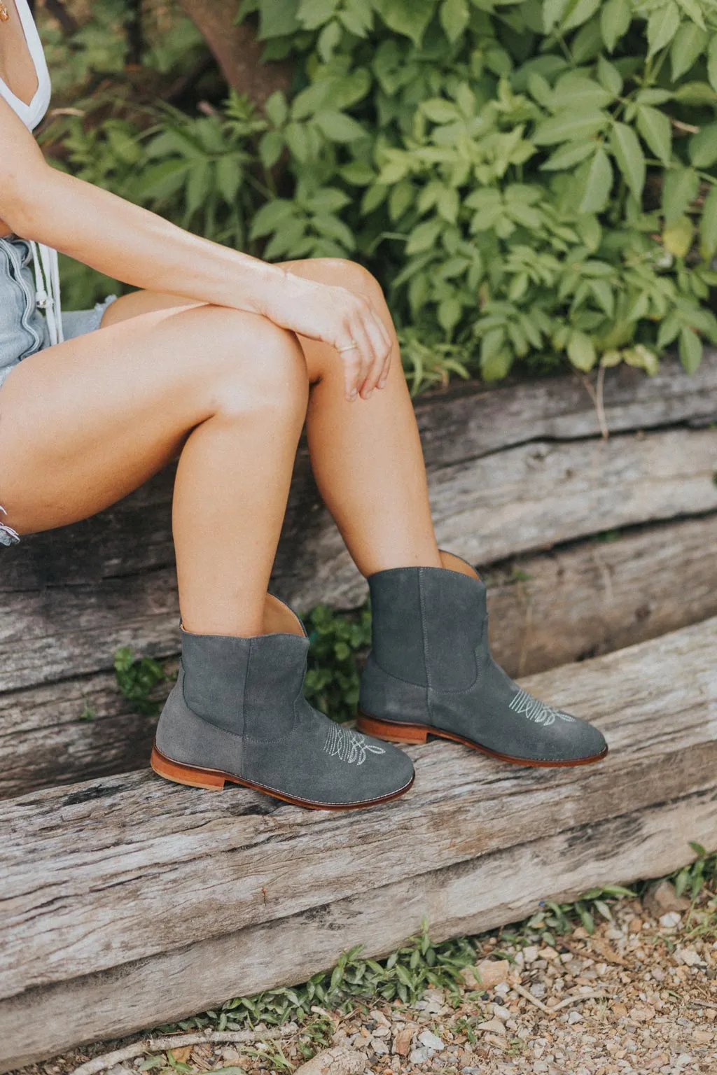 Daisy Round Toe Western Ankle Boots - Grey Suede