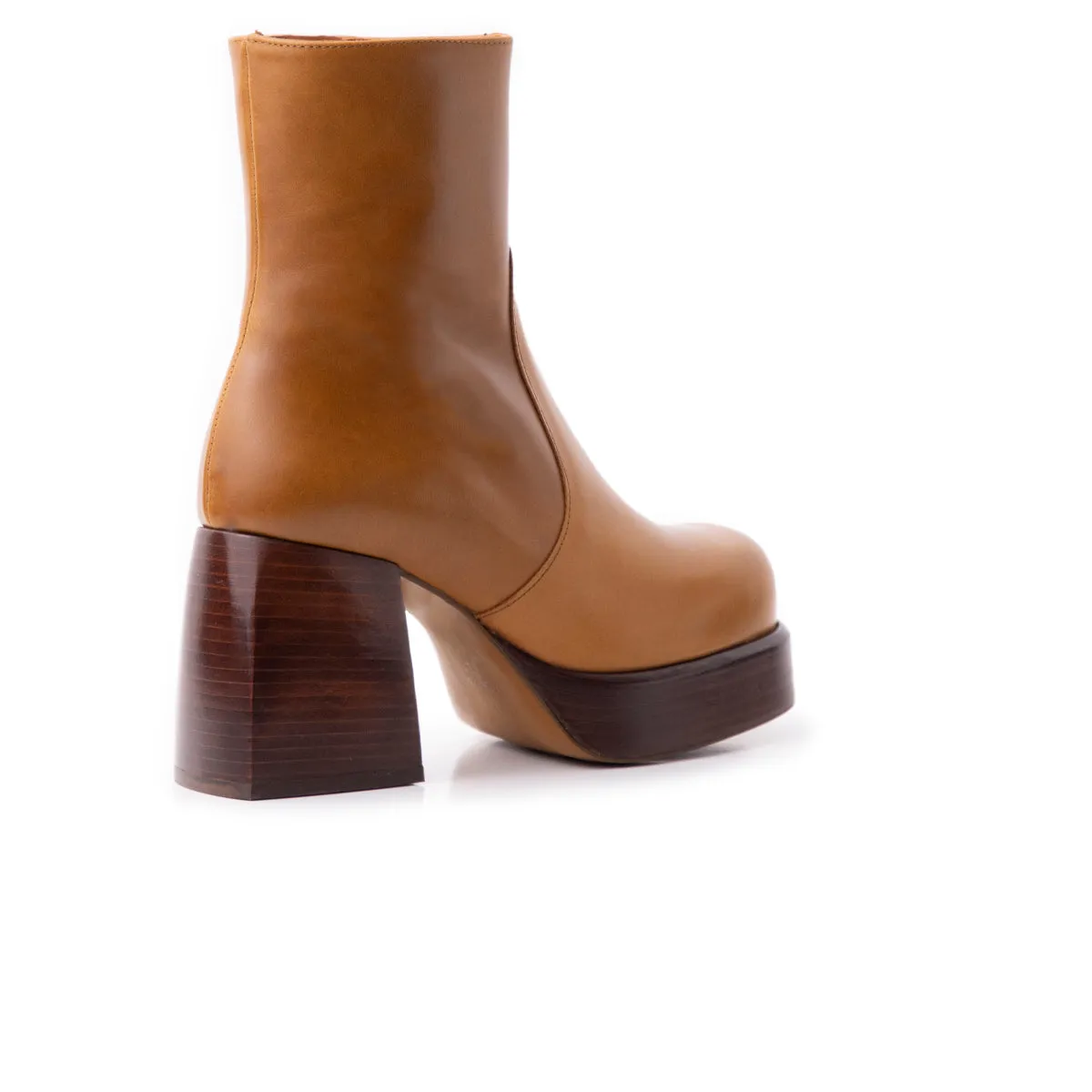 Jace Tan Leather