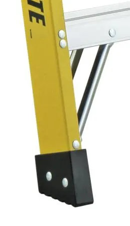 Ladder - Featherlite Series 6500 4′ Extra Heavy Duty Fiberglass Step Ladder, 6504