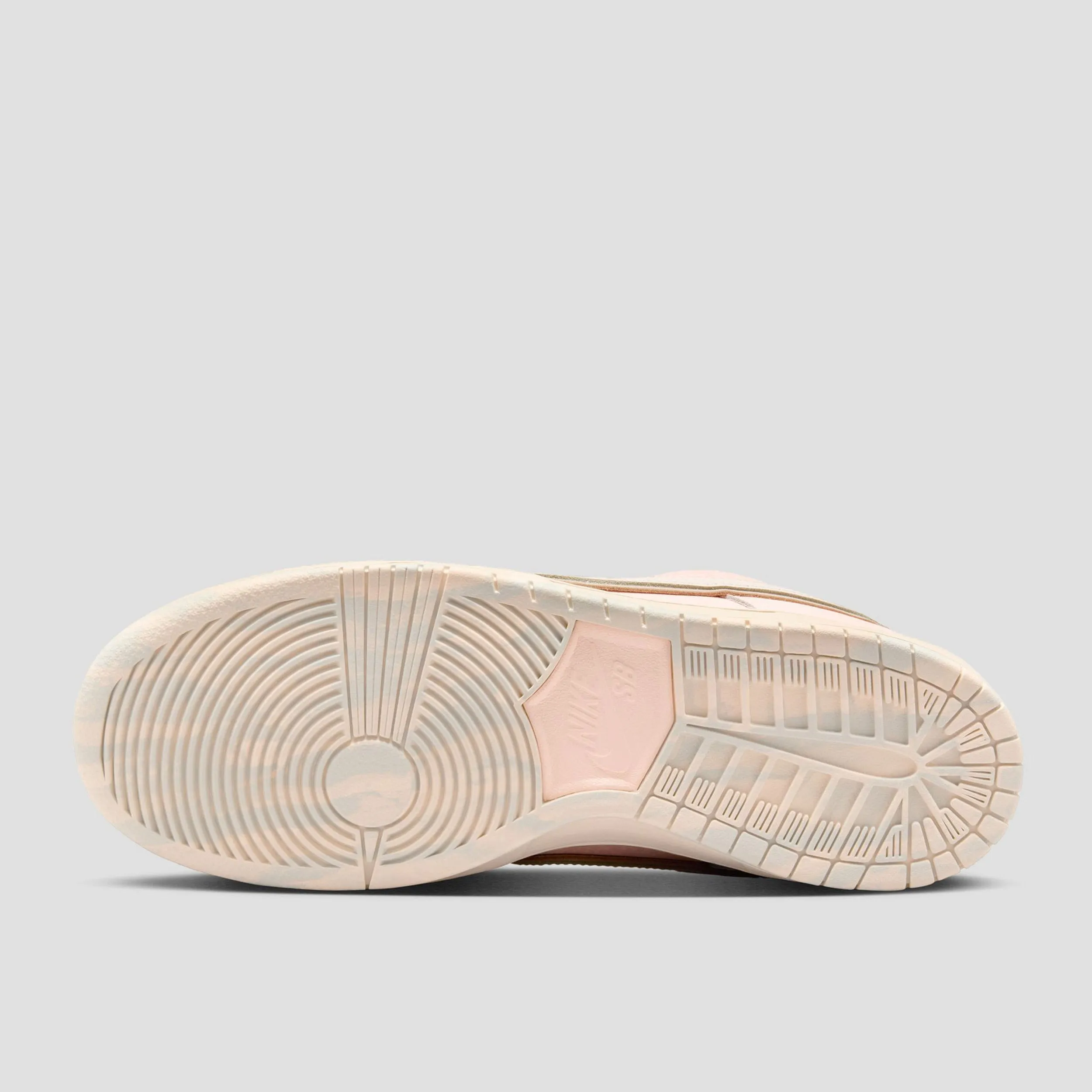 Nike SB Dunk Low Pro Premium Skate Shoes Amber Brown / Guava Ice - Crimson Tint - Hemp
