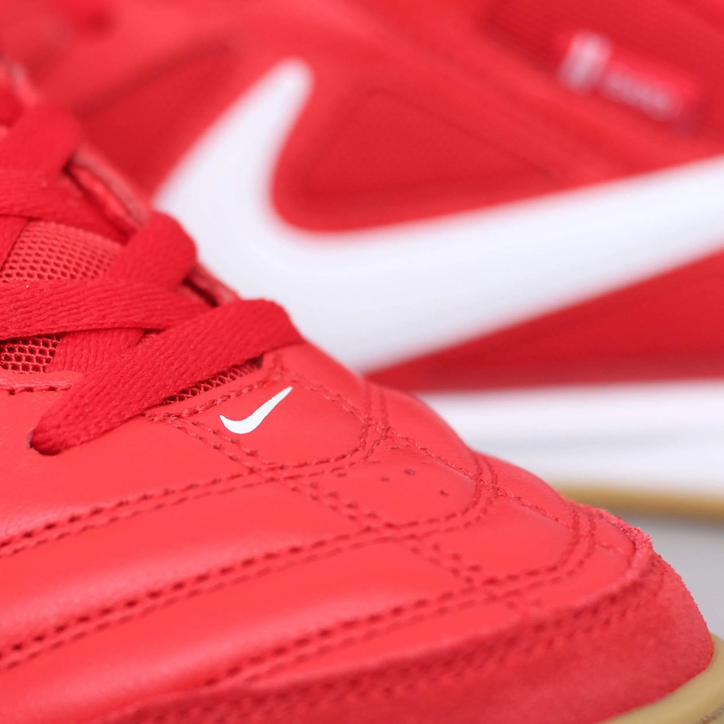 Nike SB Gato Shoes University Red / White