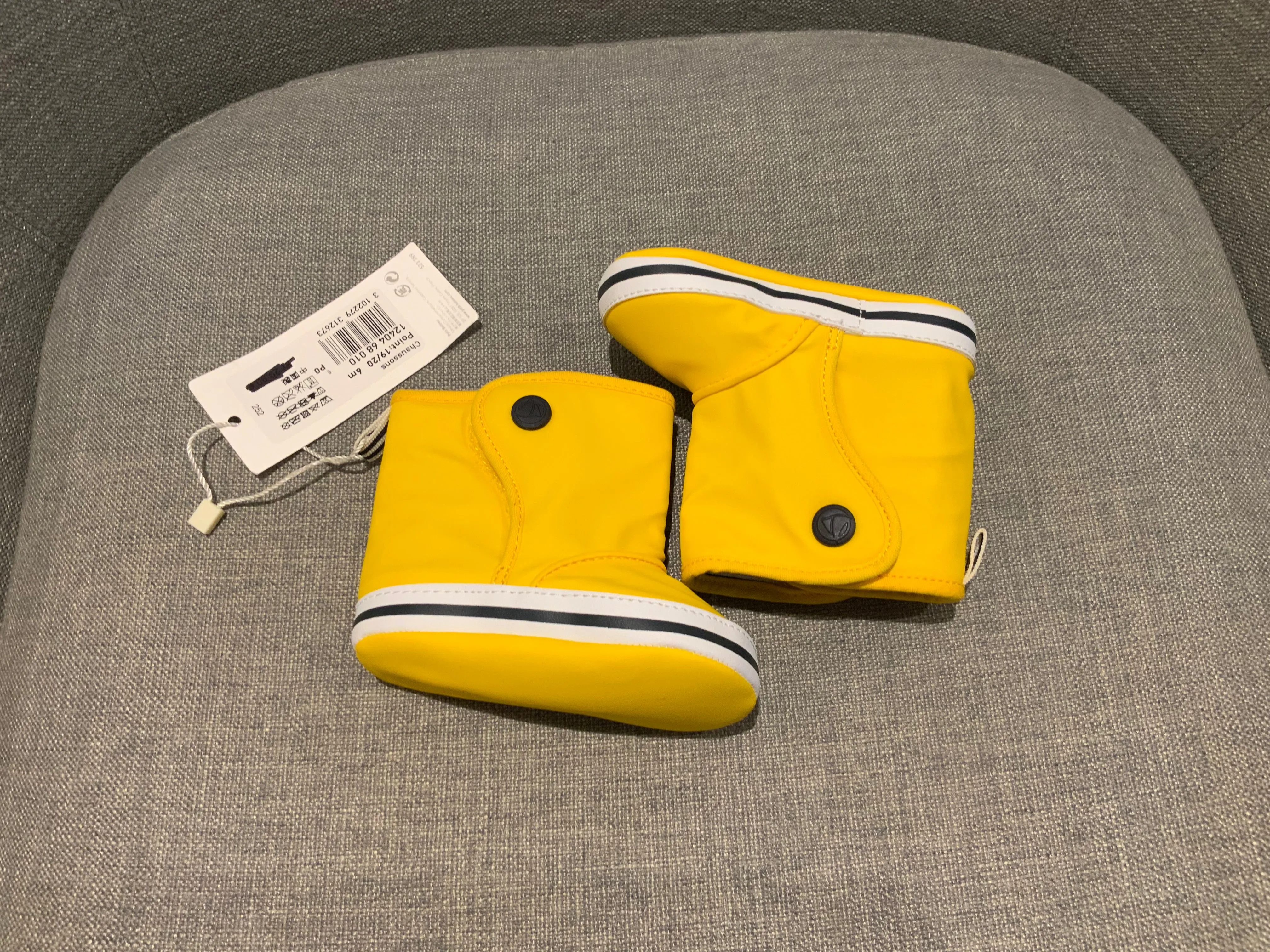 Petit Bateau babies rain yellow booties boots Size 6 month 19/20 cm children