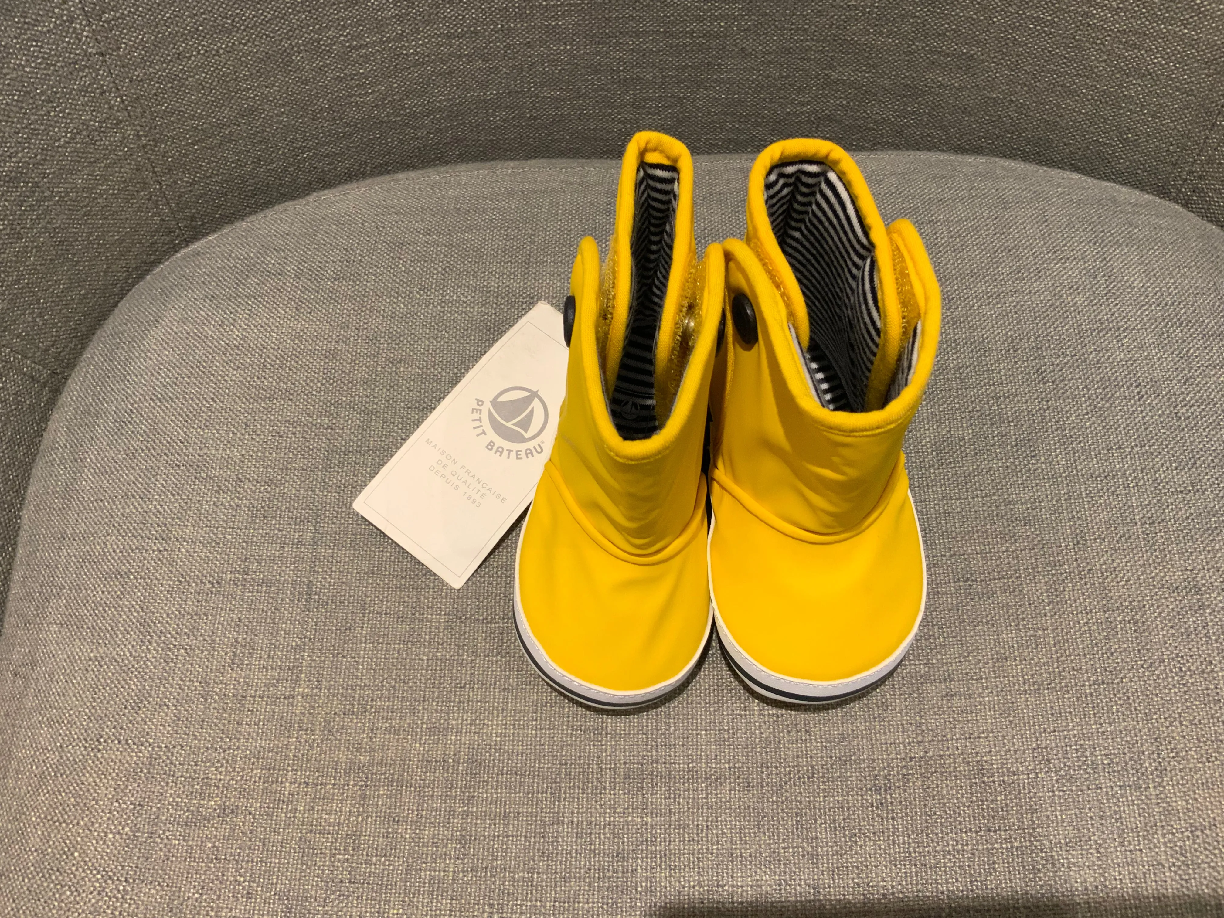 Petit Bateau babies rain yellow booties boots Size 6 month 19/20 cm children