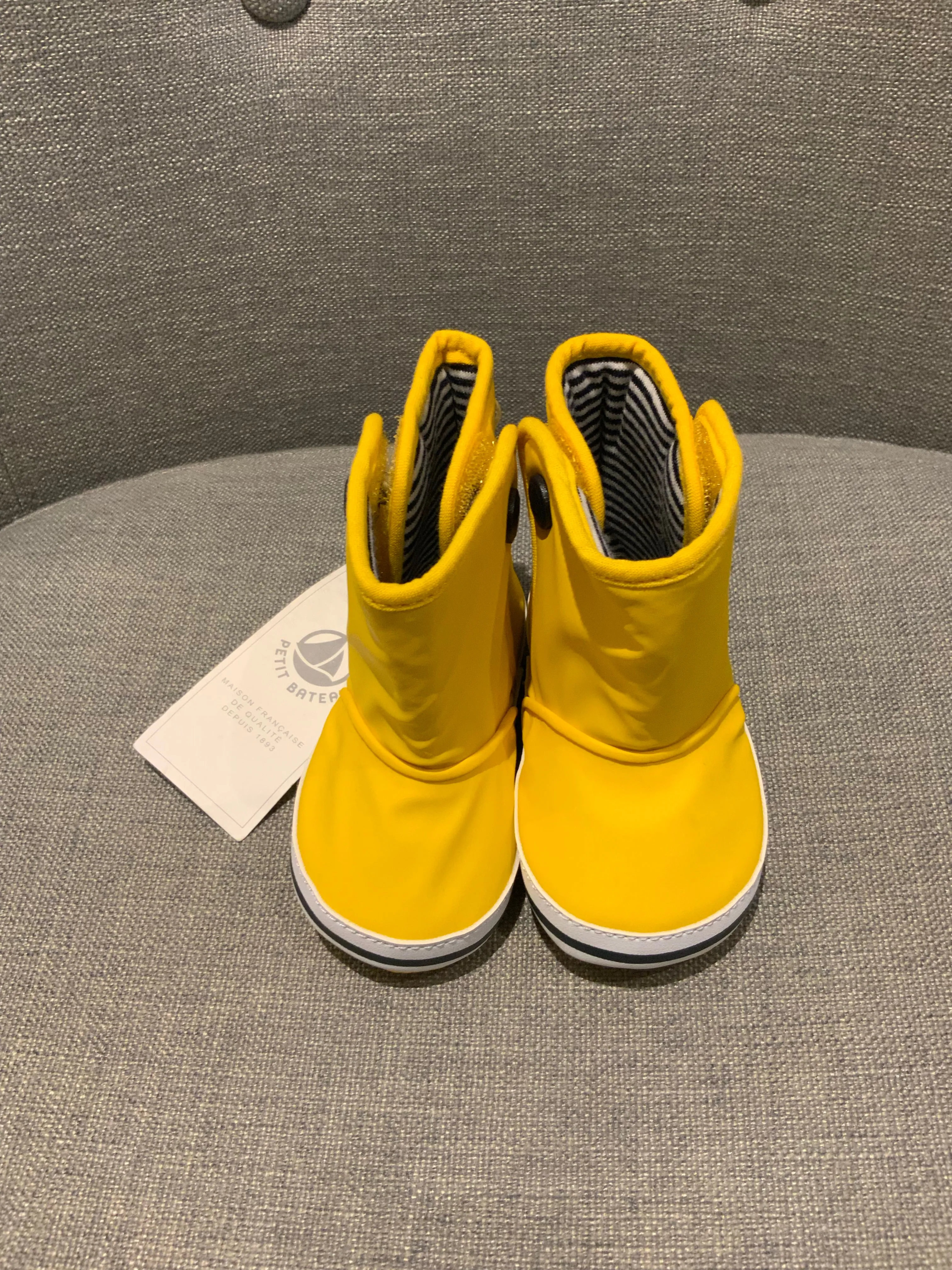 Petit Bateau babies rain yellow booties boots Size 6 month 19/20 cm children