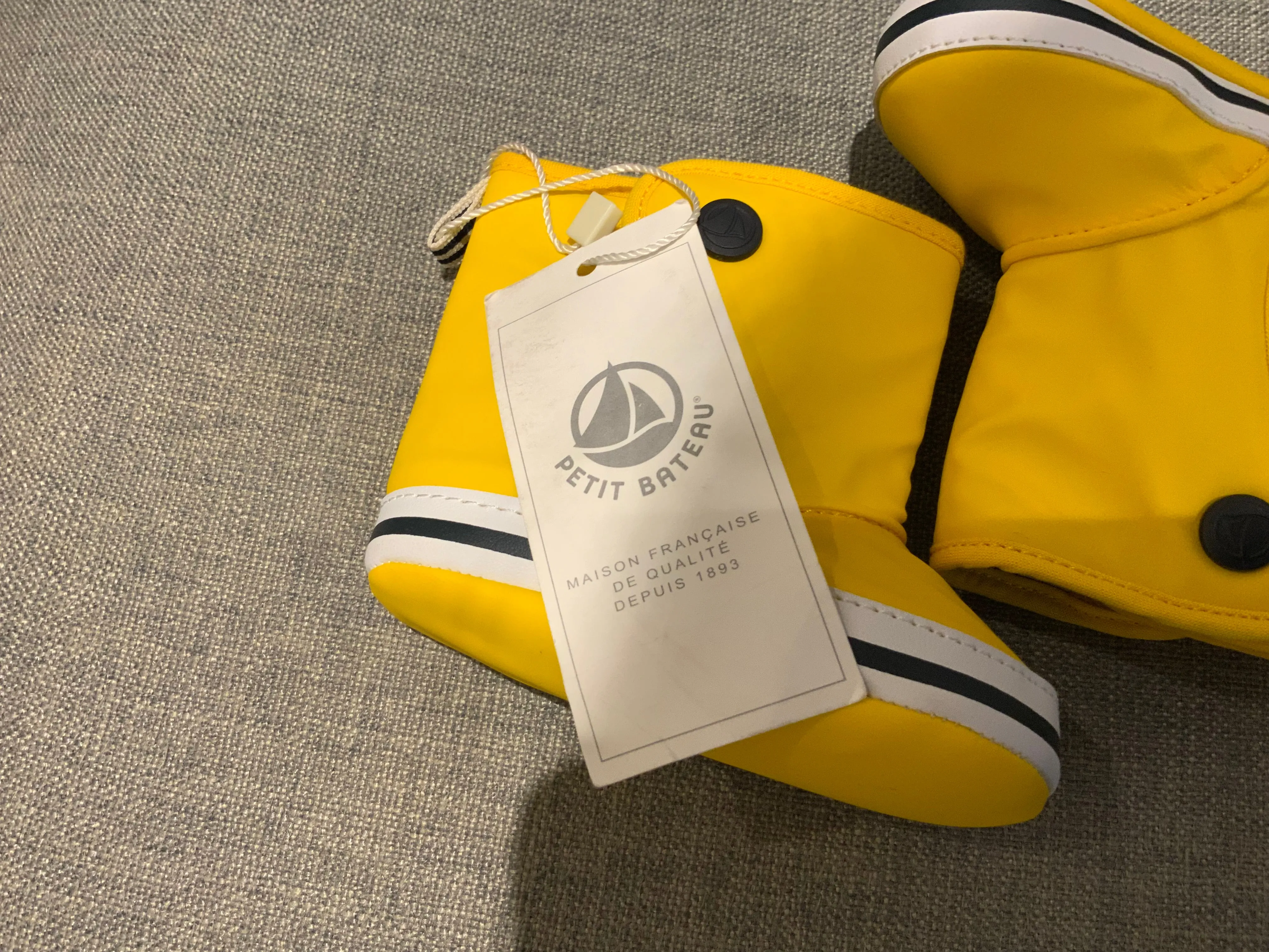 Petit Bateau babies rain yellow booties boots Size 6 month 19/20 cm children