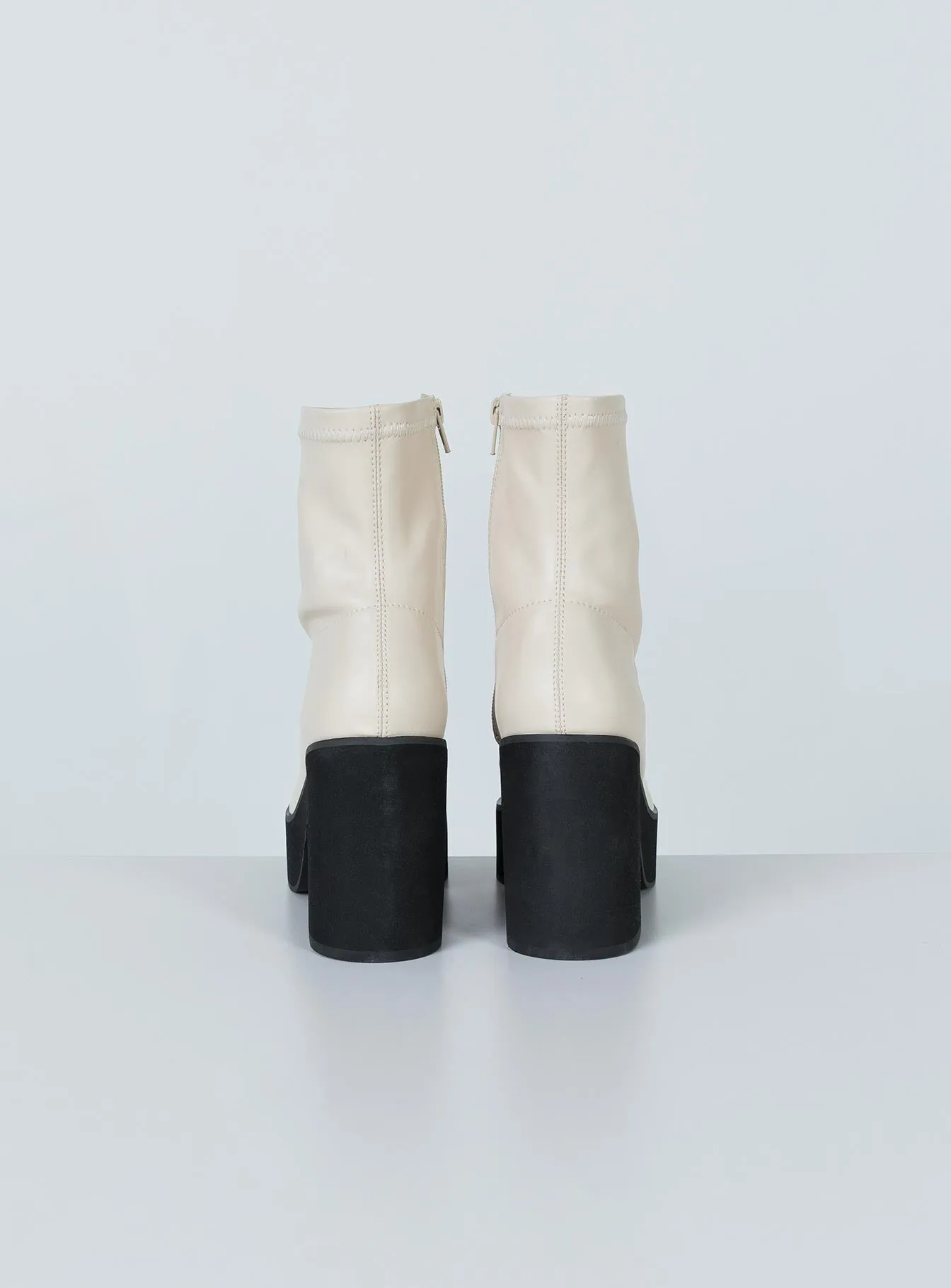 Stillwater Platform Boots Cream