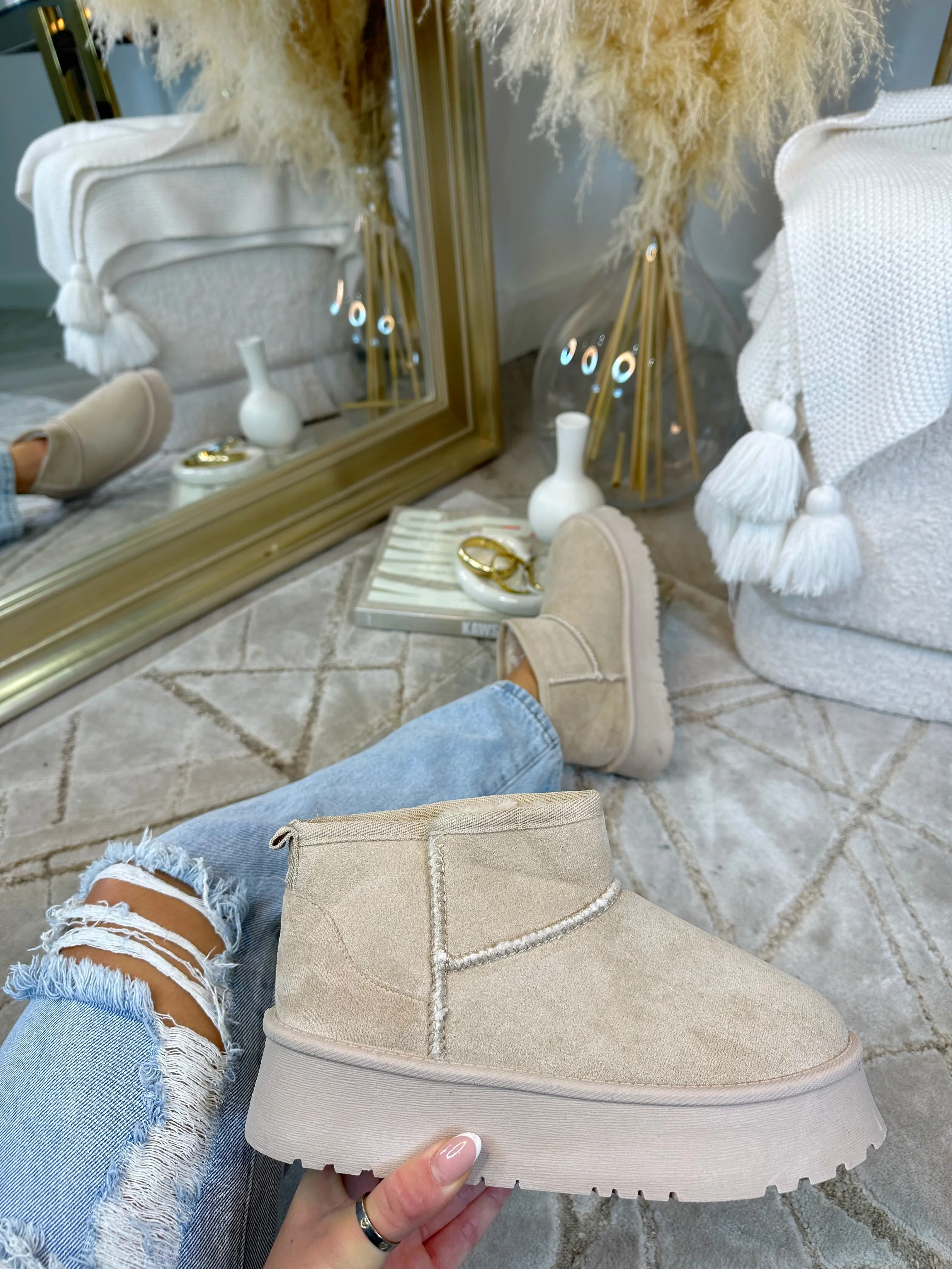 Stormi Ultra Mini Faux Fur Boots- Beige