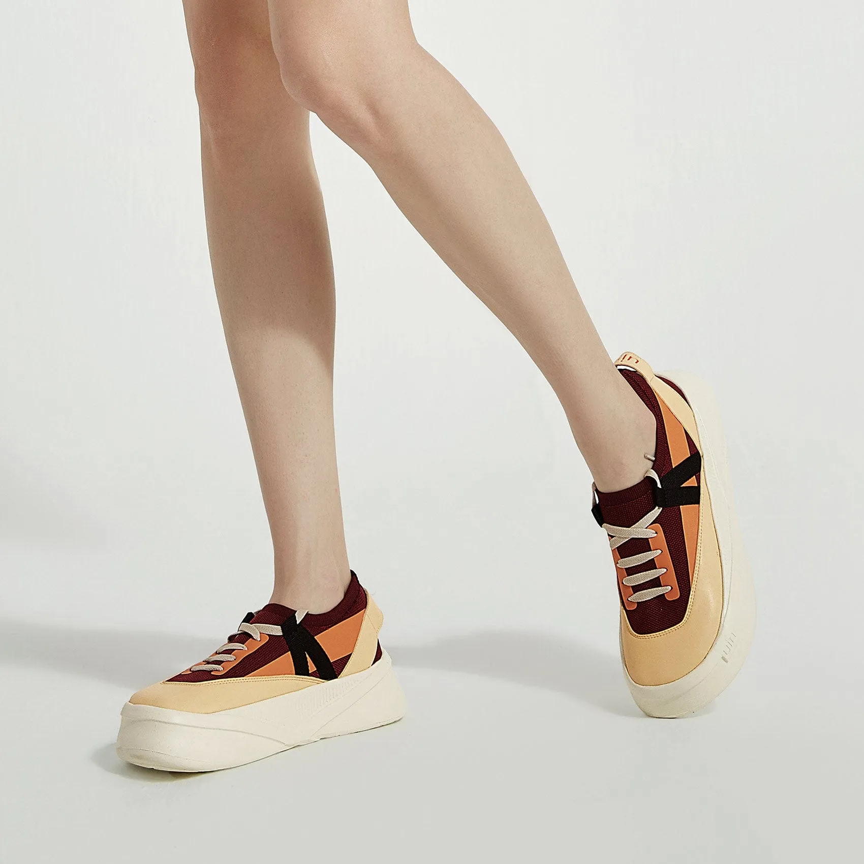 Vibrant Walker Victoria IV Women
