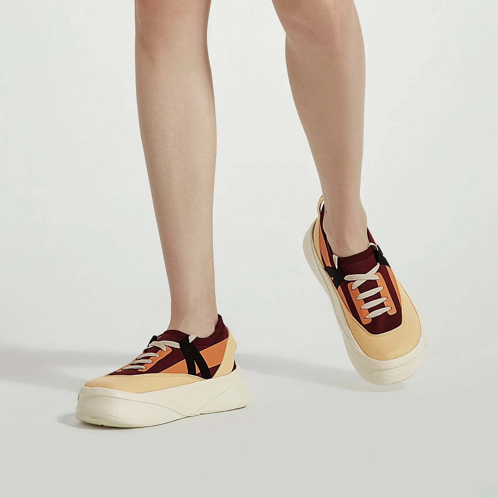 Vibrant Walker Victoria IV Women
